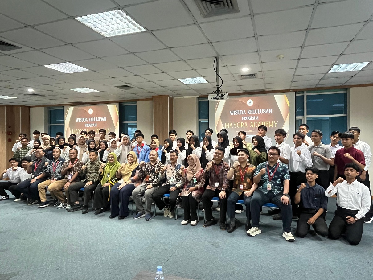 Foto: Gandeng Mayora, Kemenperin Luluskan Ratusan Siswa Kelas Industri Siap Kerja