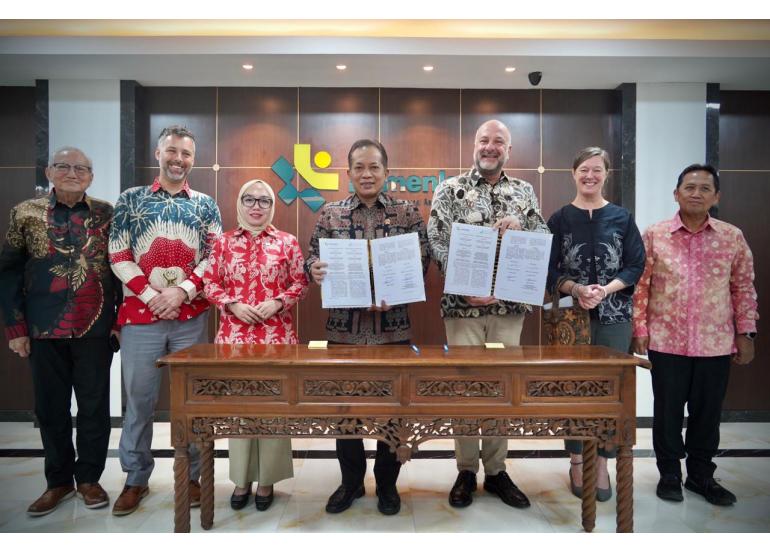 Foto: Kemenkop Perkuat Ekosistem Koperasi Desa Merah Putih Lewat Kerja Sama dengan CDF Canada