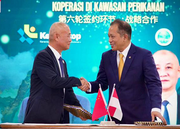 Foto: Kemenkop Teken MoU Bersama SCO-ETEC Guna Tingkatkan Potensi Ekonomi Perikanan dan Kelautan Melalui Koperasi