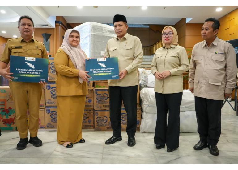 Foto: Kemenkop Galang Solidaritas Peduli Bencana Sumatra