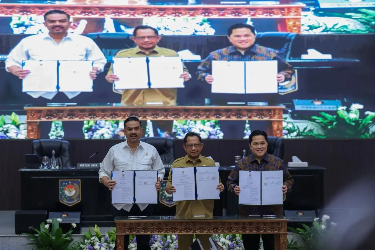 Foto: Kementerian UMKM Berkolaborasi dengan Kemendagri dan Kemenpora Optimalkan Pengelolaan Stadion
