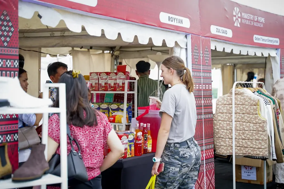 Foto: Kementerian UMKM Perkuat Promosi Produk Lokal dalam ASEAN Plus Cadet Sail 2026 di Belawan
