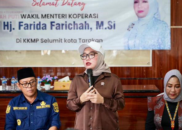 Foto: Wamenkop Tegaskan Pengelolaan Kopdes Harus Profesional