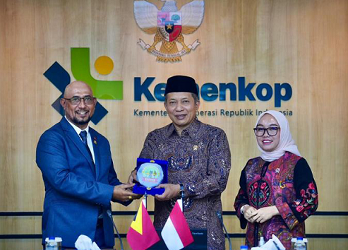 Foto: Kemenkop Menerima Kunjungan Kehormatan Timor Leste Tekankan Penguatan Koperasi Desa
