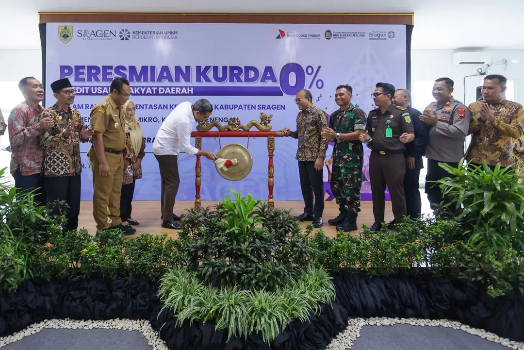 Foto: Menteri UMKM Apresiasi KURDA Bunga 0 Persen untuk Pengusaha UMKM Sragen