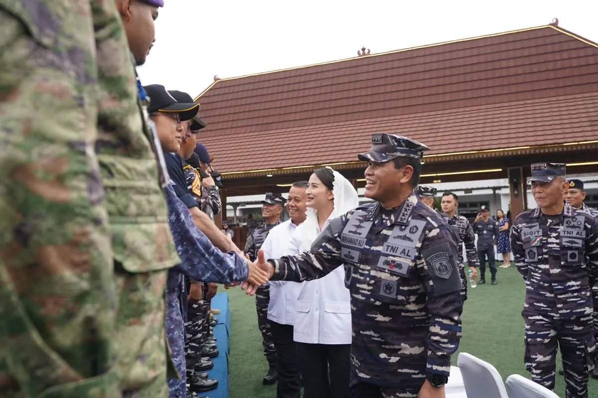 Foto: Wamendag Dorong Ekspansi Ekspor UMKM Lewat Diplomasi KRI Bima Suci