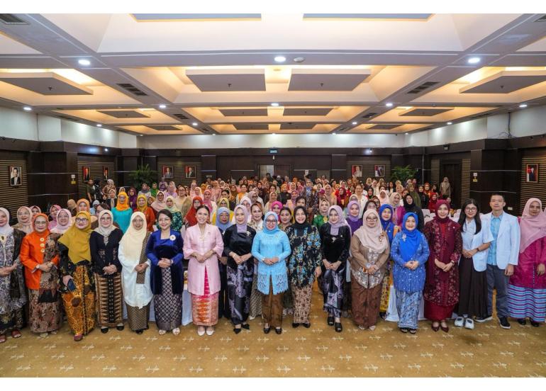 Foto: DWP Kemenkop Gaungkan Peran Kartini Masa Kini Melalui Kesehatan Perempuan untuk Membangun Negeri