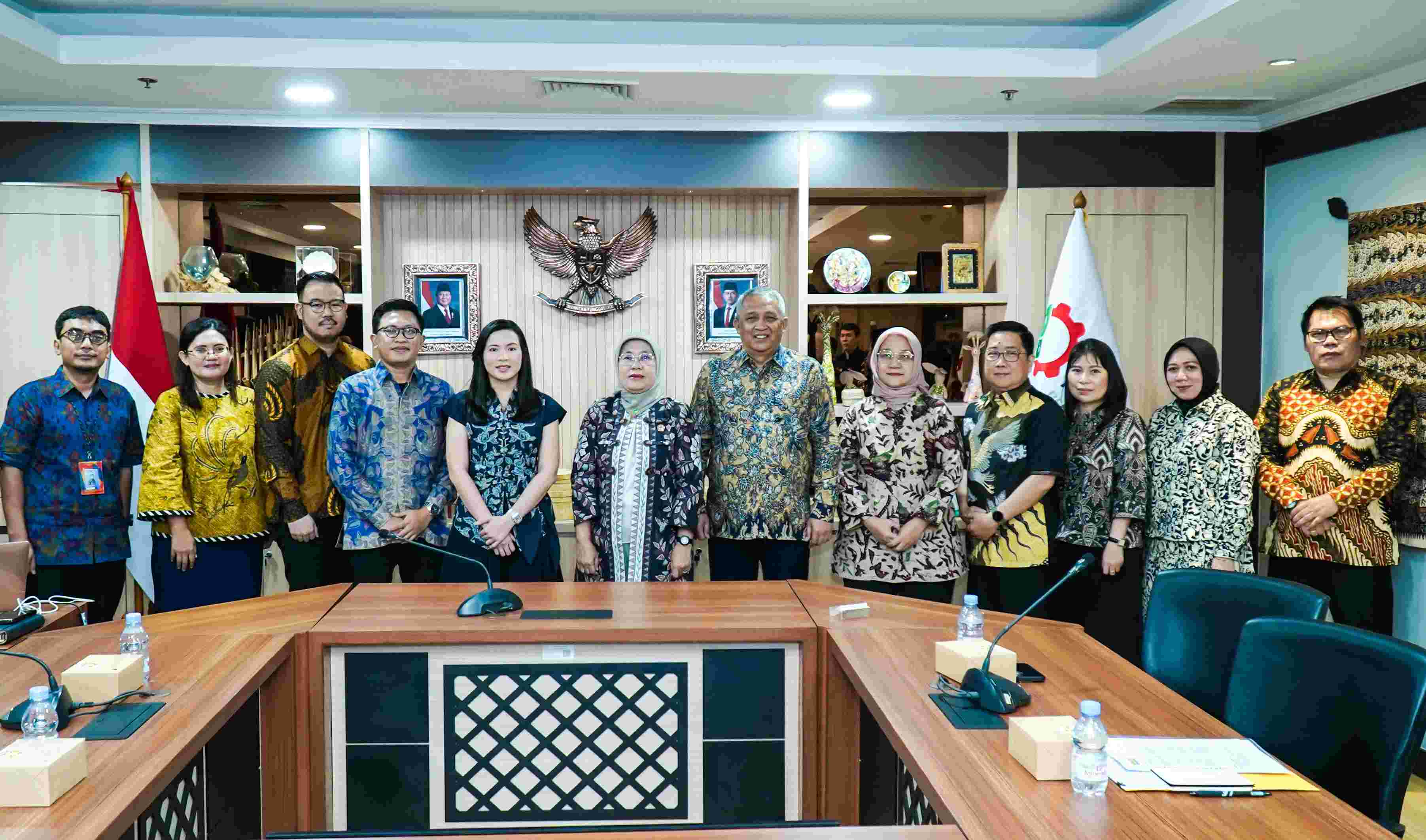 Foto: Kemenperin Gandeng MR.DIY, Produk IKM Siap Kuasai Pasar Modern