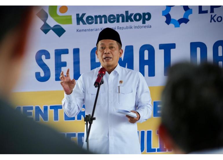 Foto: Menkop Dukung Langkah KPBS Pangalengan Produksi Susu UHT dan Masuk Ekosistem MBG