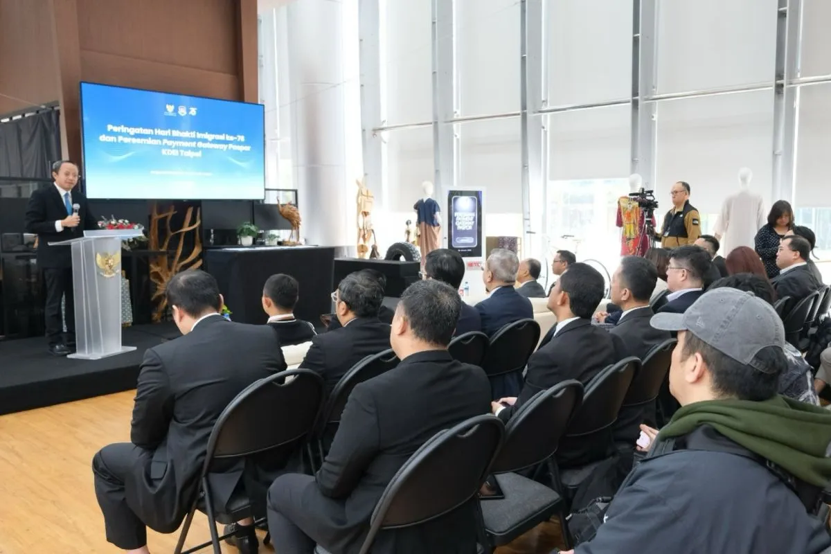 Foto: Kemendag: WNI di Taiwan Kini Bisa Bayar Layanan Paspor di Minimarket