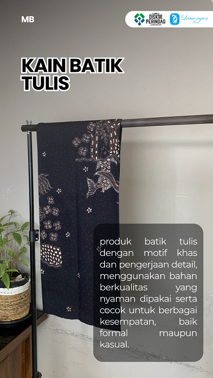 Foto: Kain Batik tersedia di Lamongan Mart