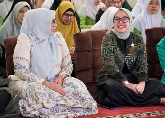 Foto: Wamenkop Ajak Fatayat NU Perkuat Ekonomi Keluarga Melalui Koperasi Desa Merah Putih