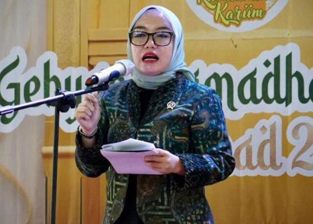 Foto: Wamenkop Farida Jelaskan Tahapan Pembangunan Kopdes Hingga Operasionalisasi