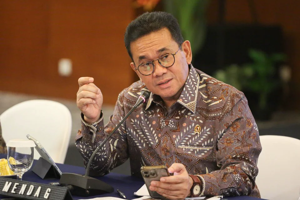 Foto: Mendag Targetkan Harga Plastik Turun Bulan Ini