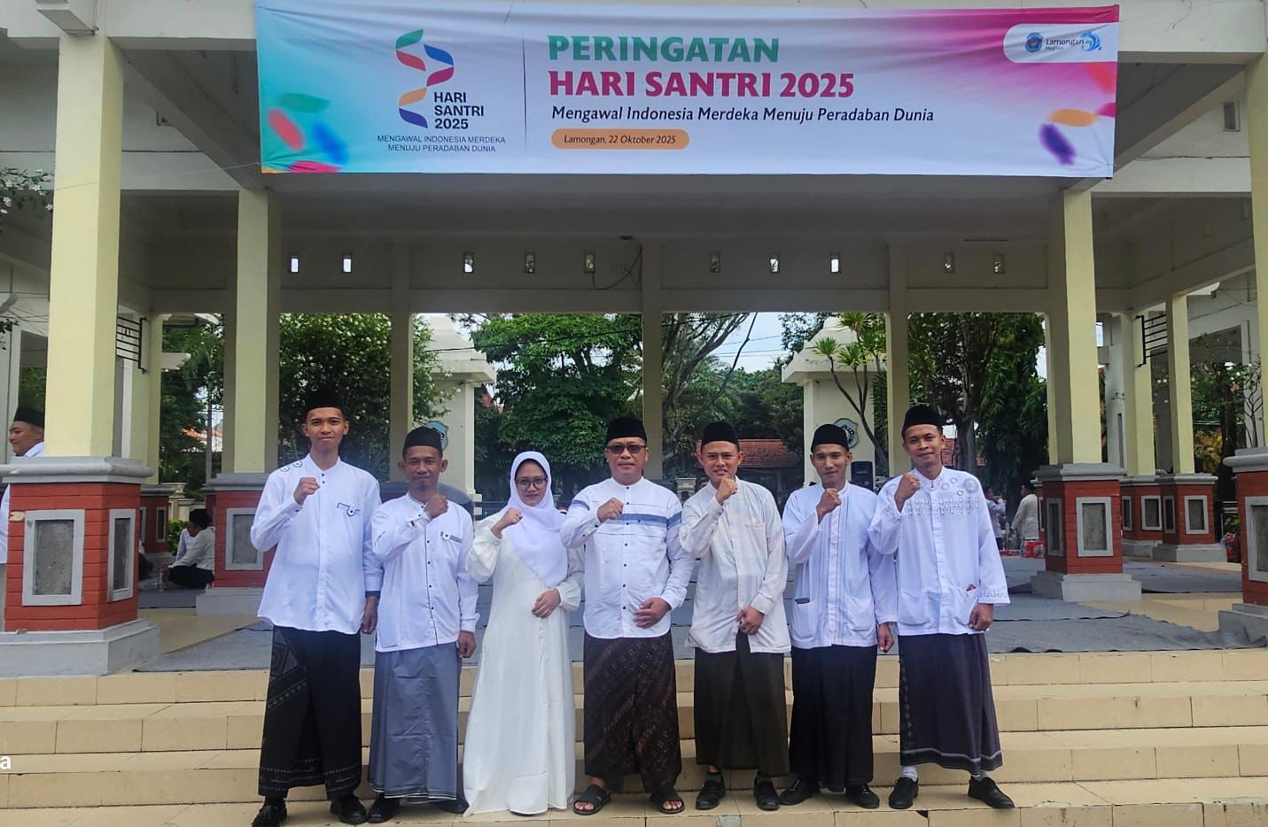 Foto: ENAM PEGAWAI DISNAKER LAMONGAN RESMI DILANTIK SEBAGAI PPPK DI LINGKUP PEMERINTAH KABUPATEN LAMONGAN