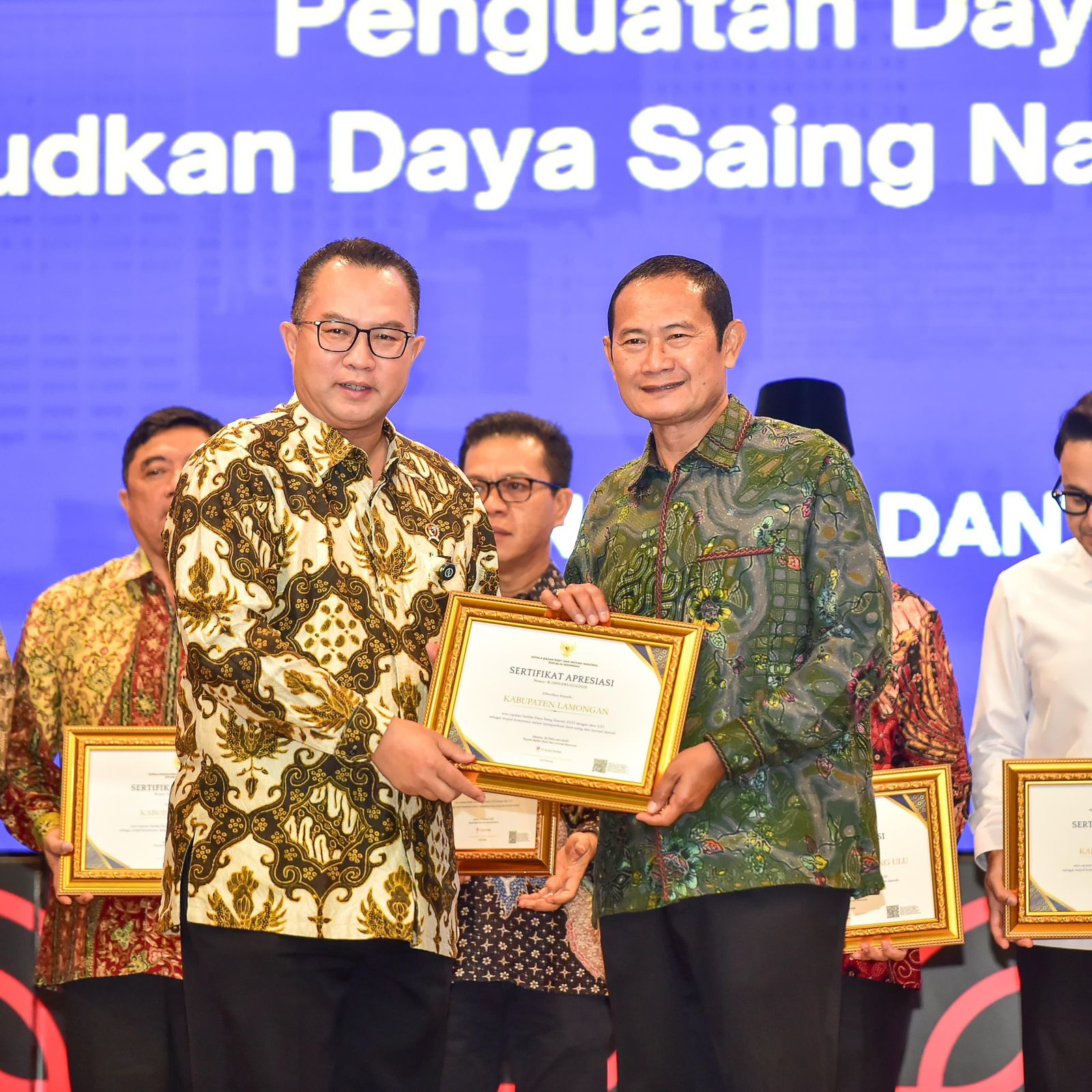 Foto: INDEKS DAYA SAING DAERAH LAMONGAN MENINGKAT KONSISTEN, 2025 TEMBUS KATEGORI TINGGI DAN LAMPAUI RATA-RATA NASIONAL