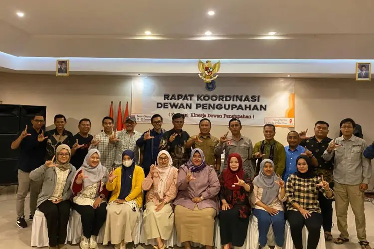 Foto: DEWAN PENGUPAHAN LAMONGAN MATANGKAN USULAN UMK 2026, DORONG KEADILAN UPAH DAN DAYA SAING INVESTASI DAERAH