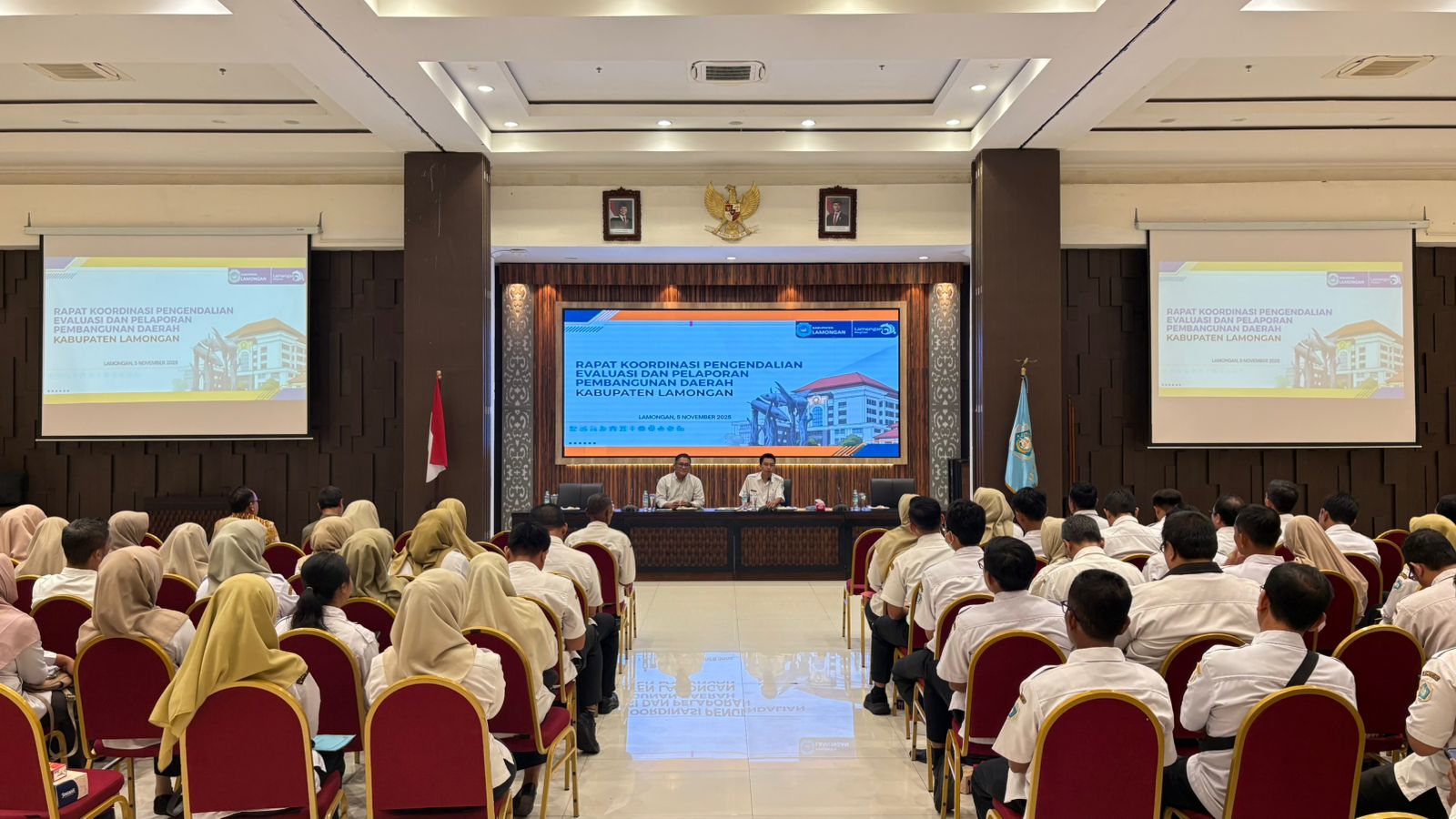 Foto: RAPAT KOORDINASI PENGENDALIAN EVALUASI DAN PELAPORAN PEMBANGUNAN DAERAH KABUPATEN LAMONGAN