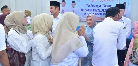 Foto: PAK YES AJAK GURU TANAMKAN AFIRMASI POSITIF AGAR SISWA BANGGA JADI WARGA LAMONGAN