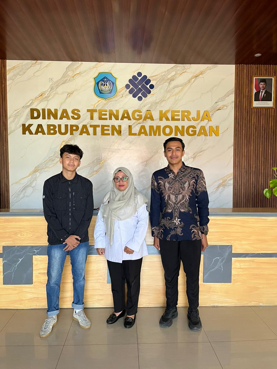 Foto: DUKUNG DUNIA AKADEMIK, DISNAKER LAMONGAN FASILITASI PENELITIAN MAHASISWA UNISLA