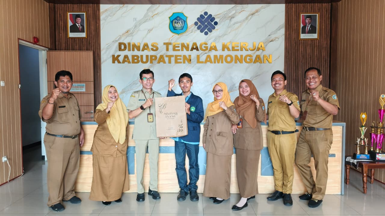 Foto: PISAH KENANG MAHASISWA MAGANG UNISLA BIDANG IPK DI DISNAKER LAMONGAN