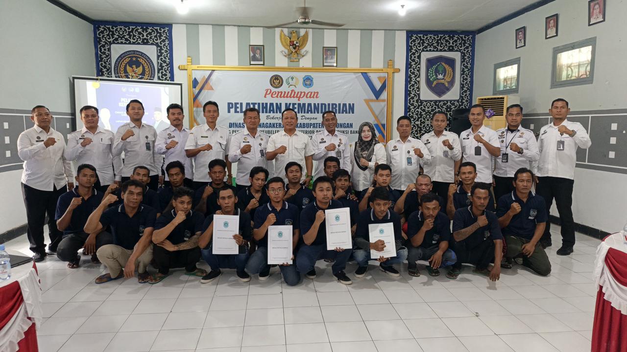 Foto: PENUTUPAN PELATIHAN KEMANDIRIAN DI LAPAS KELAS II B LAMONGAN