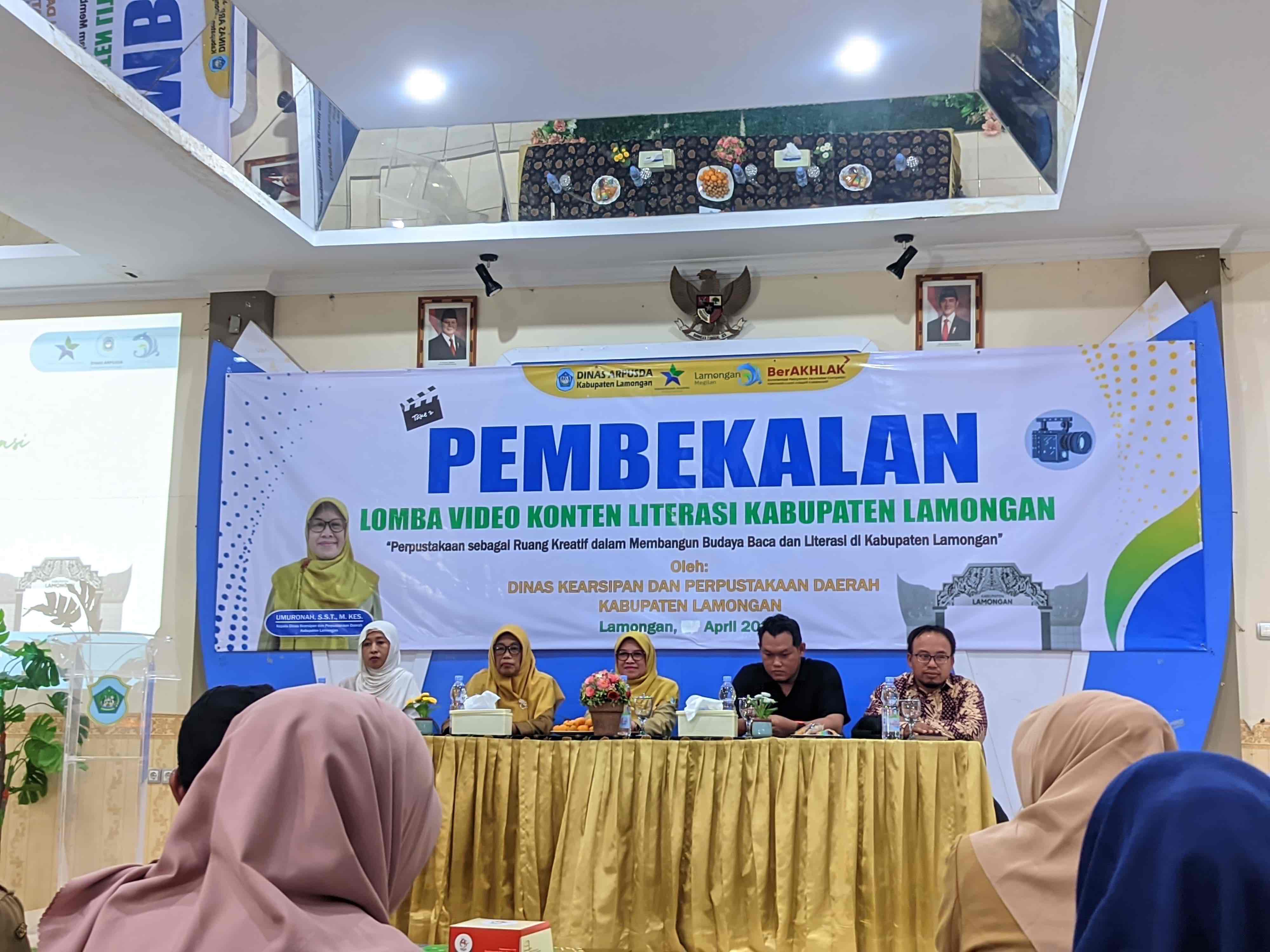 Foto: TINGKATKAN KAPASITAS KONTEN KREATIF, TIM PUBLIKASI DISNAKER IKUTI WORKSHOP LITERASI