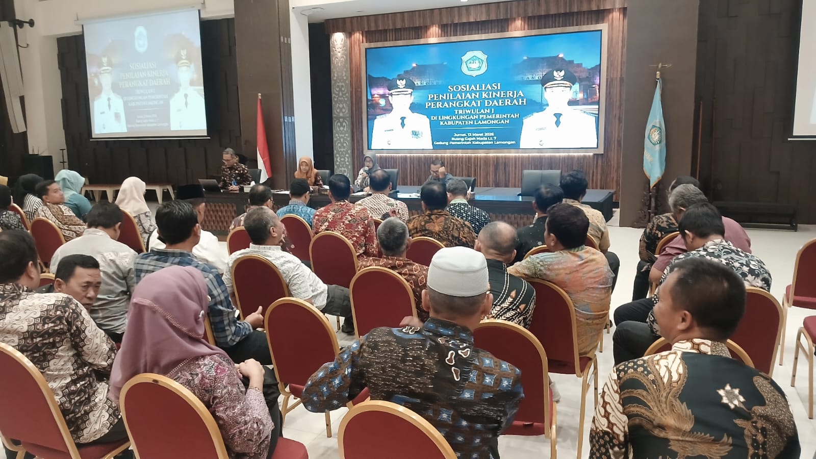 Foto: SEKRETARIS DISNAKER LAMONGAN HADIRI SOSIALISASI PENILAIAN KINERJA PERANGKAT DAERAH