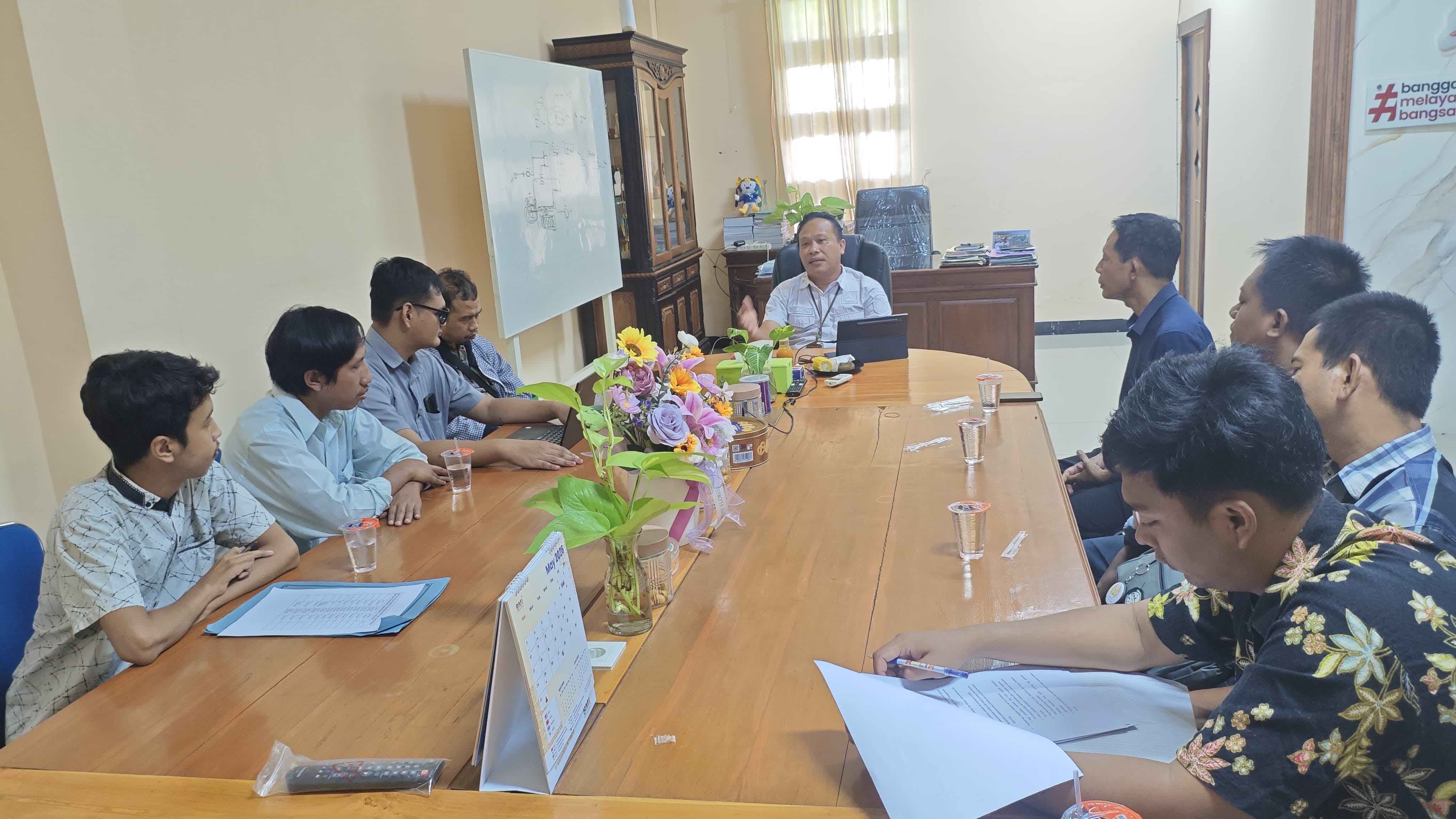 Foto: DISNAKER LAMONGAN MENERIMA AUDIENSI PERTUNI TERKAIT PENINGKATAN KESEMPATAN DAN PEMBERDAYAAN PENYANDANG DISABILITAS