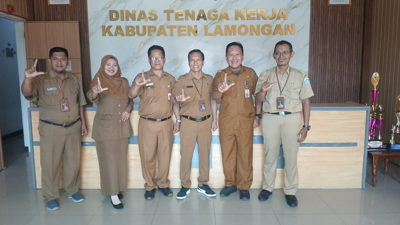 Foto: SOSIALISASI APLIKASI PEMAGANGAN OLEH DISNAKERTRANS JATIM DI DISNAKER KABUPATEN LAMONGAN