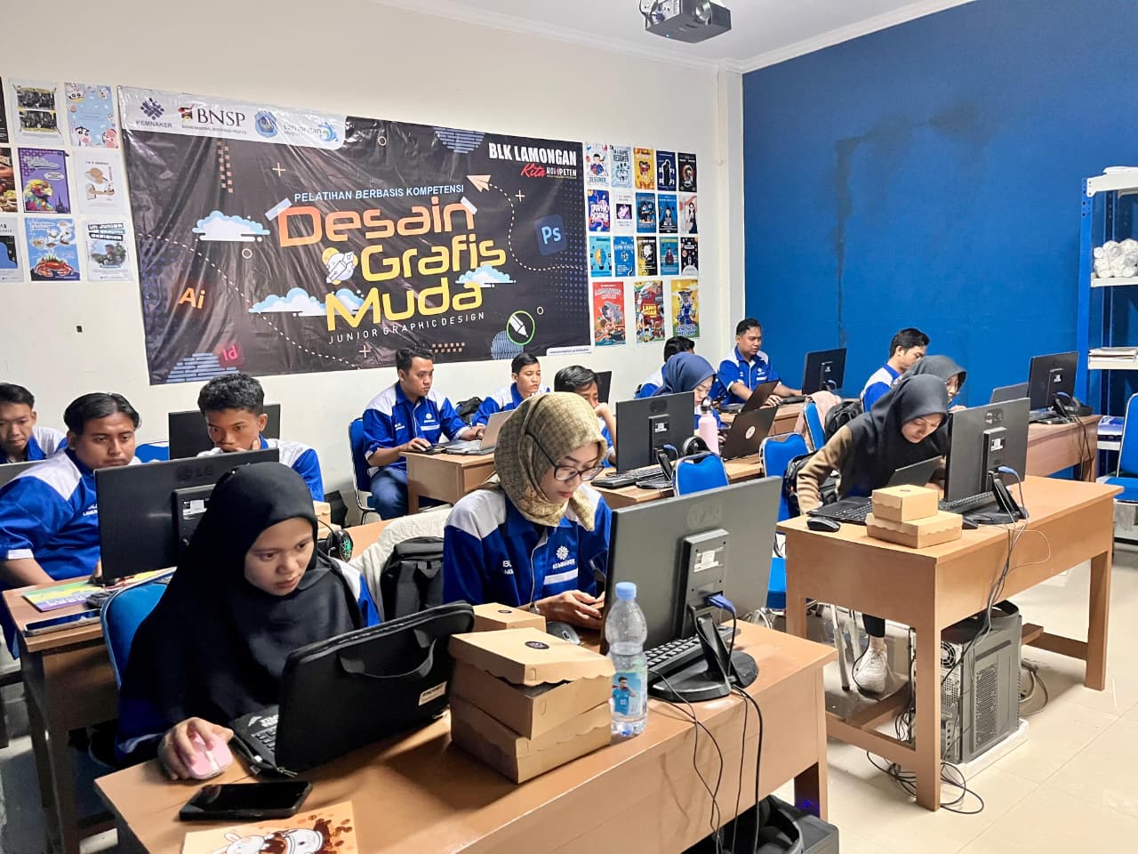 Foto: TRANSFORMASI PENDIDIKAN DAN PELATIHAN MELALUI PENDEKATAN BERBASIS KOMPETENSI