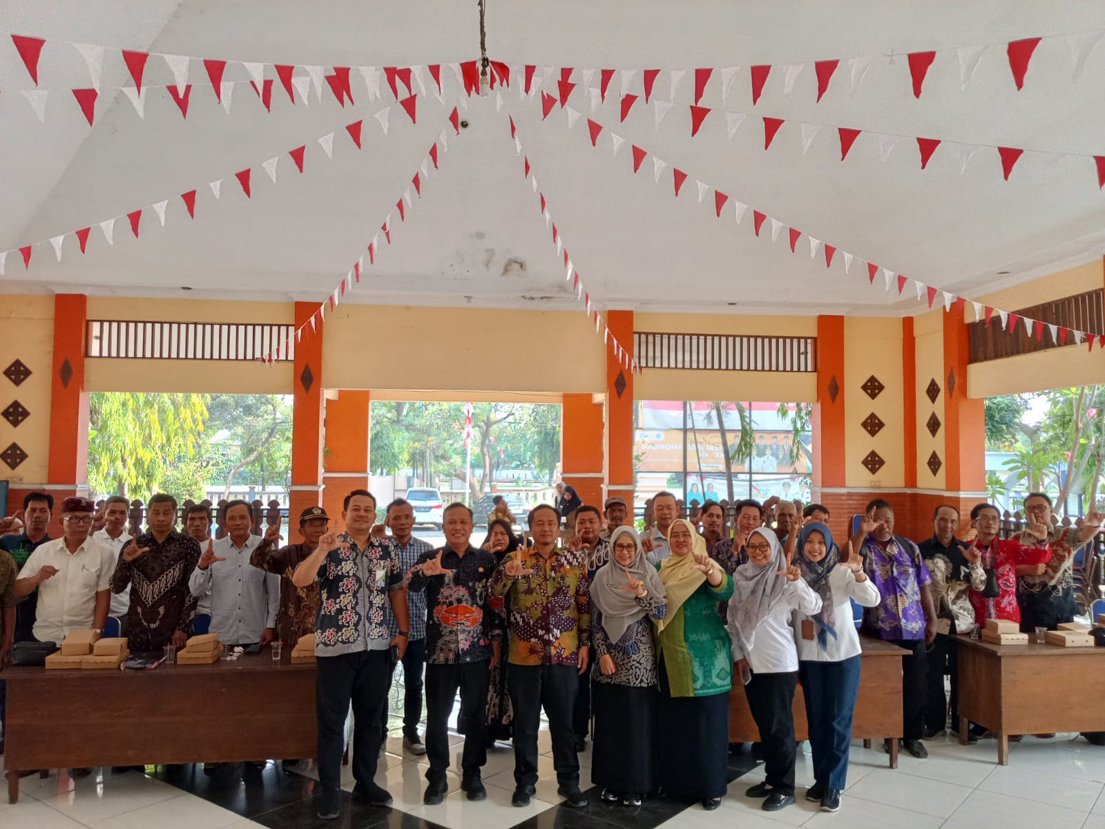 Foto: DISNAKER LAMONGAN AJAK PEKERJA RENTAN MANFAATKAN PROGRAM PERLINDUNGAN KETENAGAKERJAAN