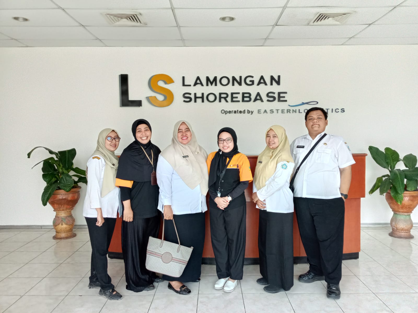 Foto: DISNAKER LAMONGAN HADIR DI PERUSAHAAN UNTUK MEMPERKUAT HUBUNGAN INDUSTRIAL