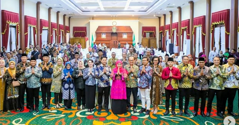 Foto: PERKUAT STABILITAS EKONOMI DAERAH, BUPATI YES HADIRI DISKUSI MITIGASI DAMPAK KETEGANGAN GEOPOLITIK