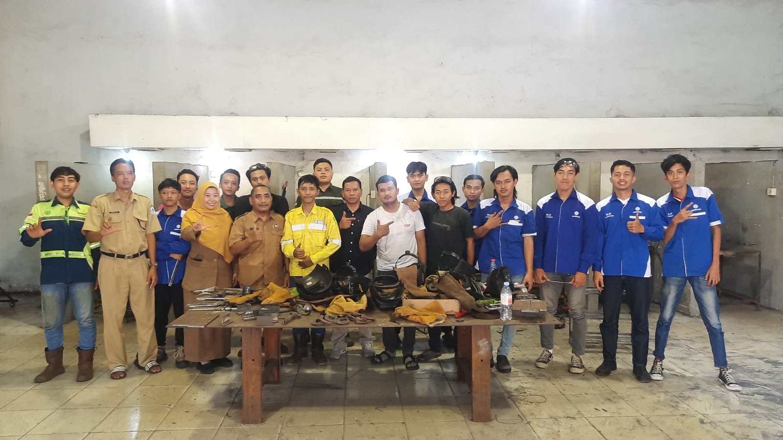 Foto: SOSIALISASI BEKERJA DI LUAR NEGERI DENGAN TUJUAN NEGARA KOREA DAN TAIWAN UNTUK KETERAMPILAN WELDER