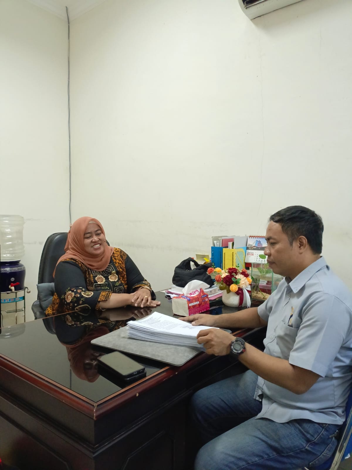 Foto: BIDANG HUBUNGAN INDUSTRIAL MELAYANI KONSULTASI BAGI PERUSAHAAN