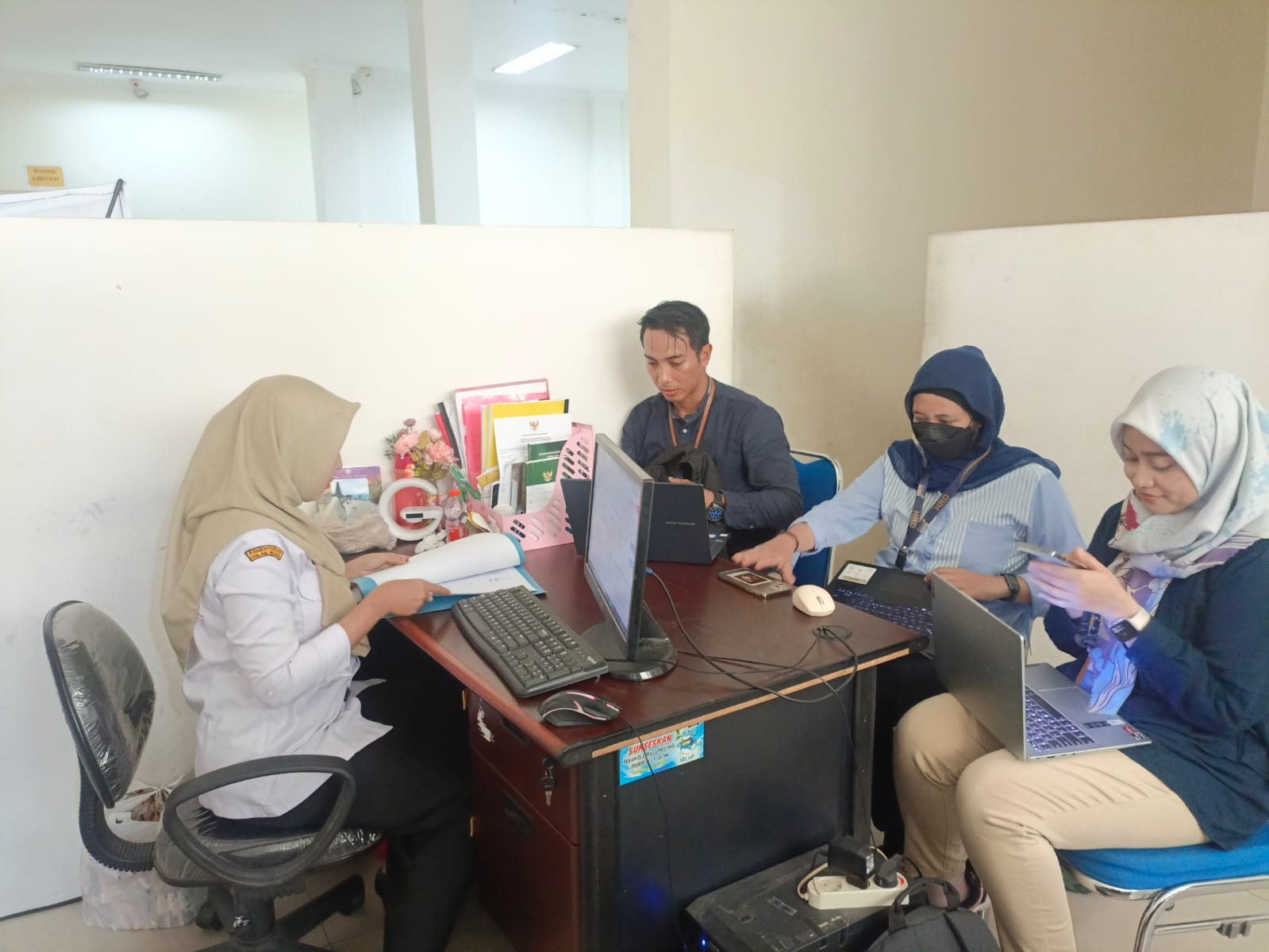 Foto: PENTINGNYA LKS BIPARTIT DALAM MENCIPTAKAN HUBUNGAN KERJA KONDUSIF