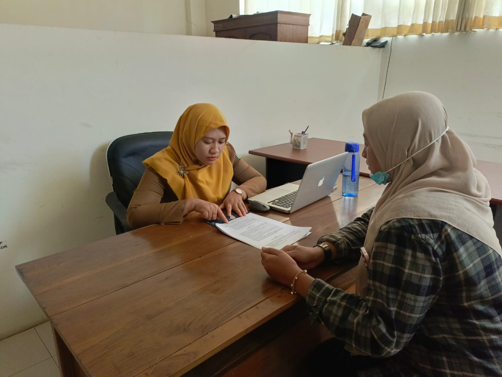 Foto: DISNAKER LAMONGAN LAYANI KONSULTASI HAK DAN KEWAJIBAN PEKERJA