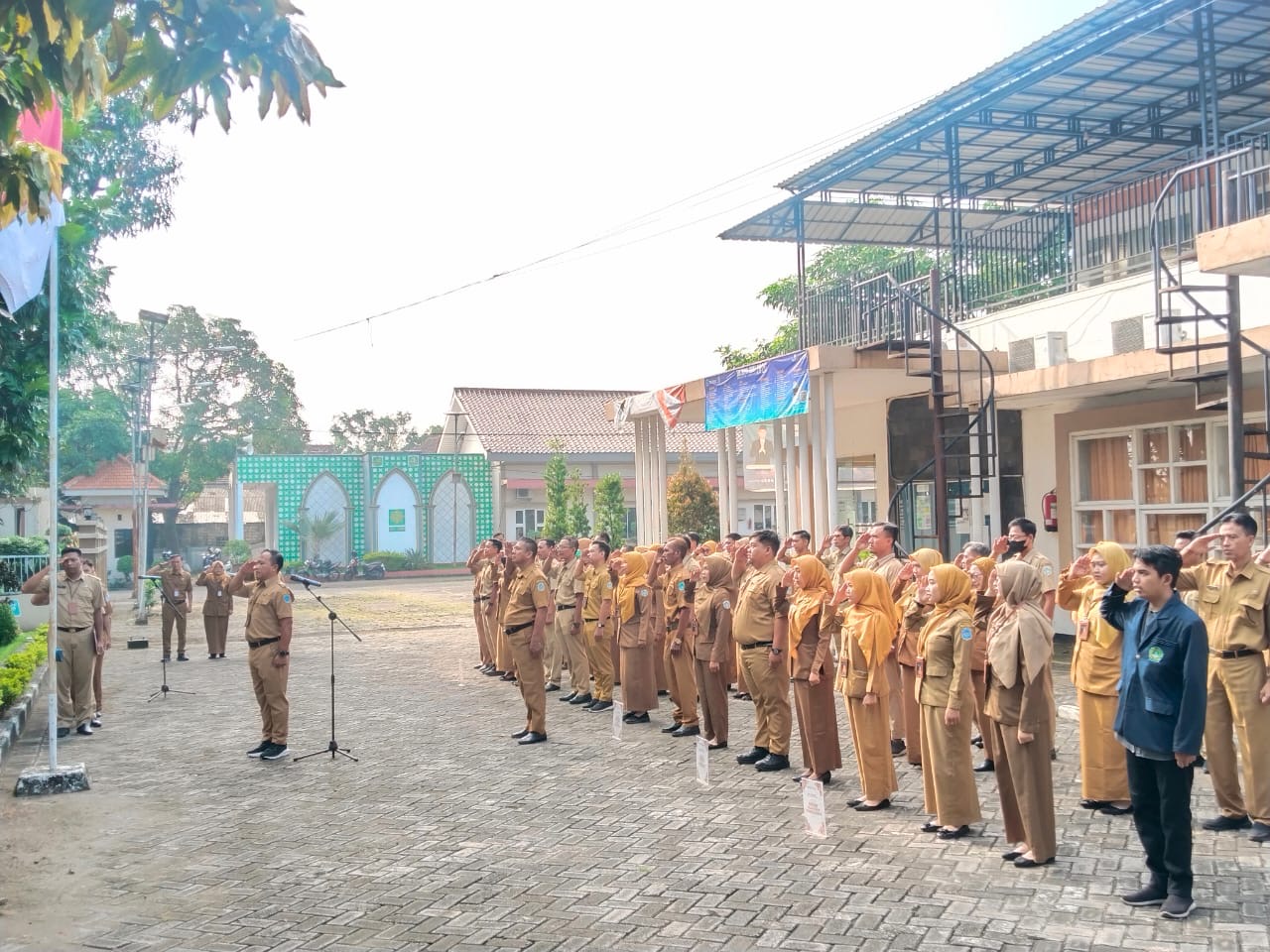Foto: APEL PAGI DISNAKER LAMONGAN JADI MOMENTUM EVALUASI DAN PERSIAPAN PROGRAM KERJA