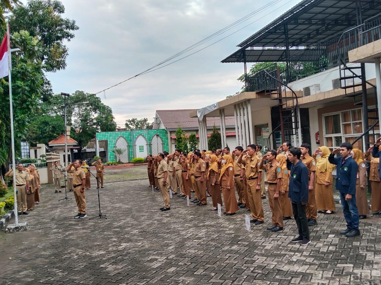 Foto: APEL PAGI DISNAKER LAMONGAN, KADISNAKER SAMPAIKAN DUTA CITA ATAS WAFATANYA KABID PENTA