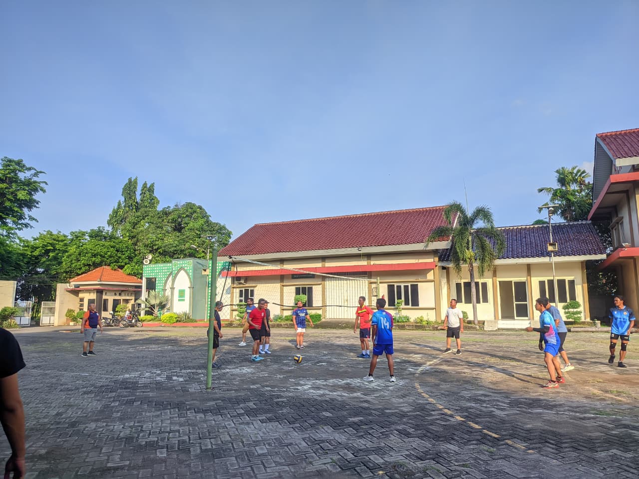 Foto: VOLLEYBALL FRIENDLY MATCH DISNAKER X BKPSDM X DPRKPCK