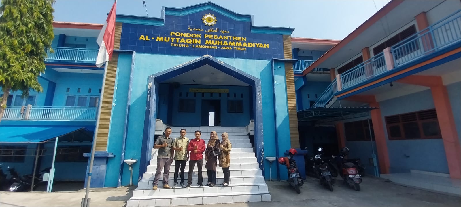 Foto: STRATEGI TEPAT SASARAN TEKAN PENGANGGURAN: DISNAKER LAMONGAN GELAR MONEV BKK DI SMK MUHAMMADIYAH 13 TIKUNG DEMI OPTIMALISASI SERAPAN KERJA