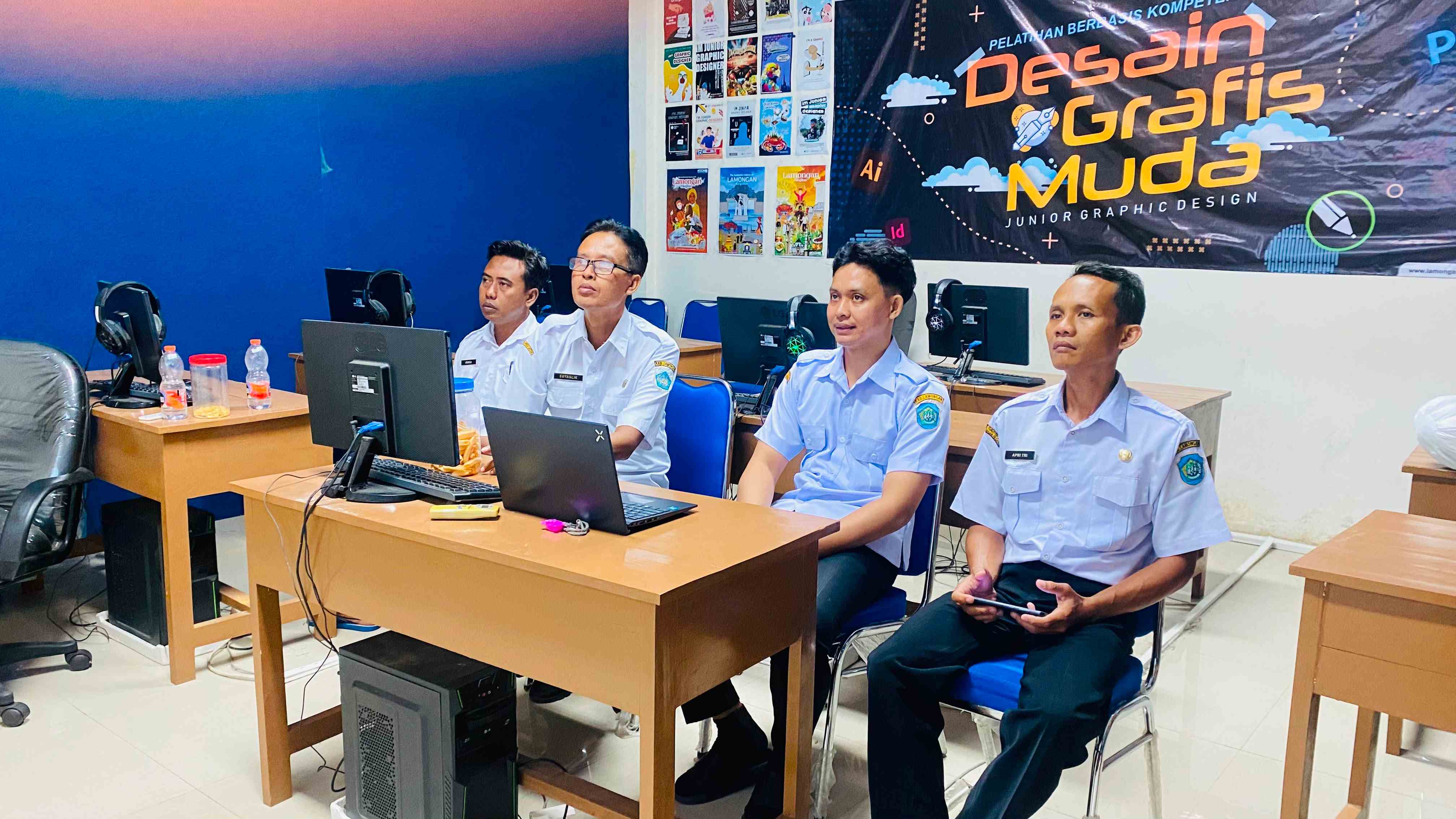 Foto: SINERGI PUSAT DAN DAERAH, BLK DISNAKER LAMONGAN HADIR DALAM RAKOR PELATIHAN VOKASI NASIONAL BERSAMA KEMNAKER RI