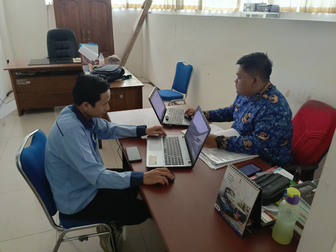 Foto: DISNAKER LAYANI KONSULTASI WAJIB LAPOR KETENAGAKERJAAN PERUSAHAAN
