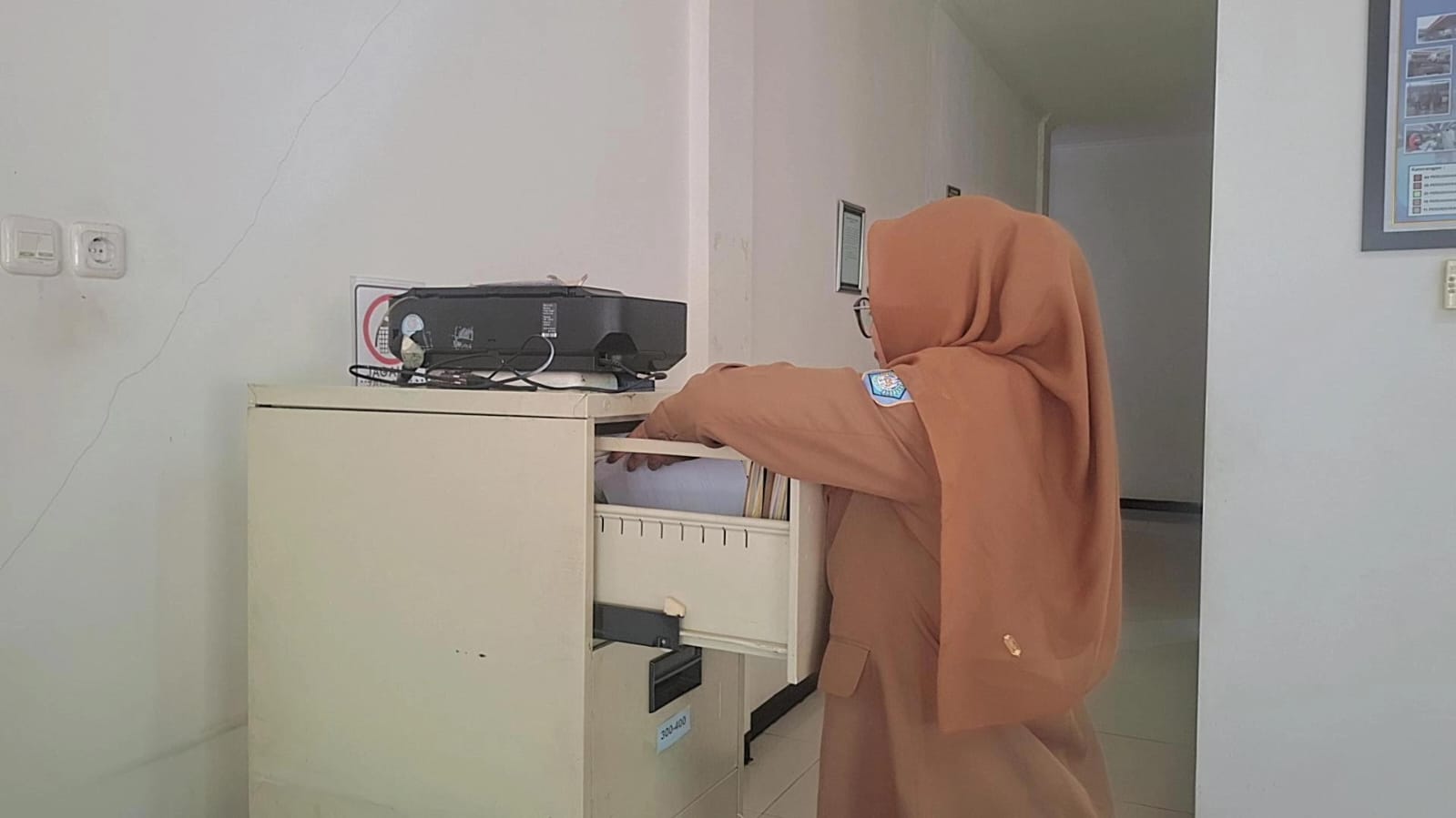 Foto: PENATAAN ARSIP TAHUN 2025 DI DISNAKER LAMONGAN