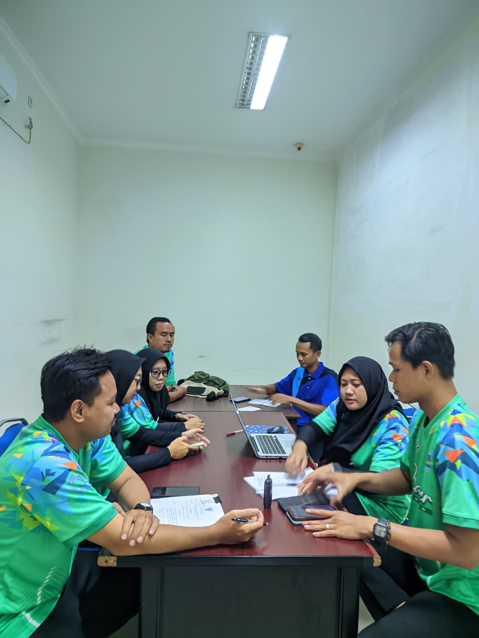 Foto: RAPAT TIM PERANCANGAN RAPERDA DISNAKER LAMONGAN