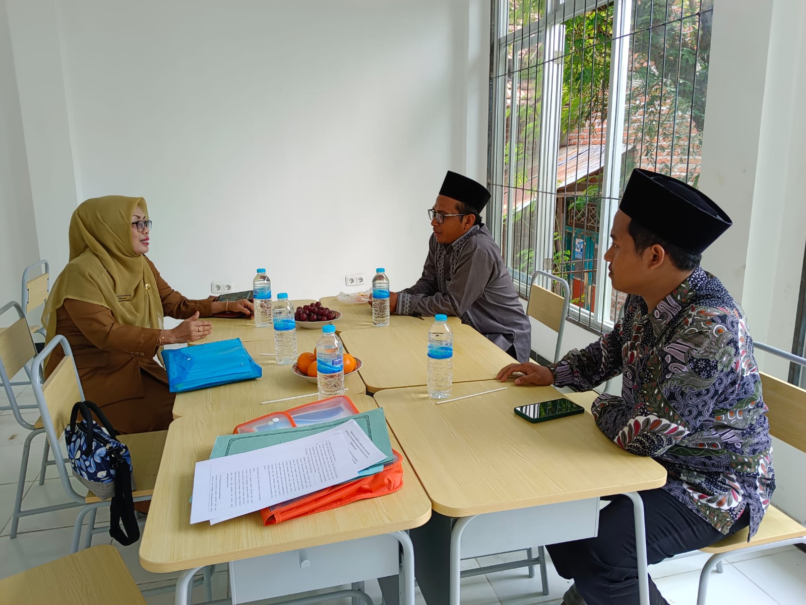 Foto: PERAN DINAS TENAGA KERJA KABUPATEN LAMONGAN DALAM PERIZINAN PENDIRIAN LEMBAGA PELATIHAN KERJA SWASTA