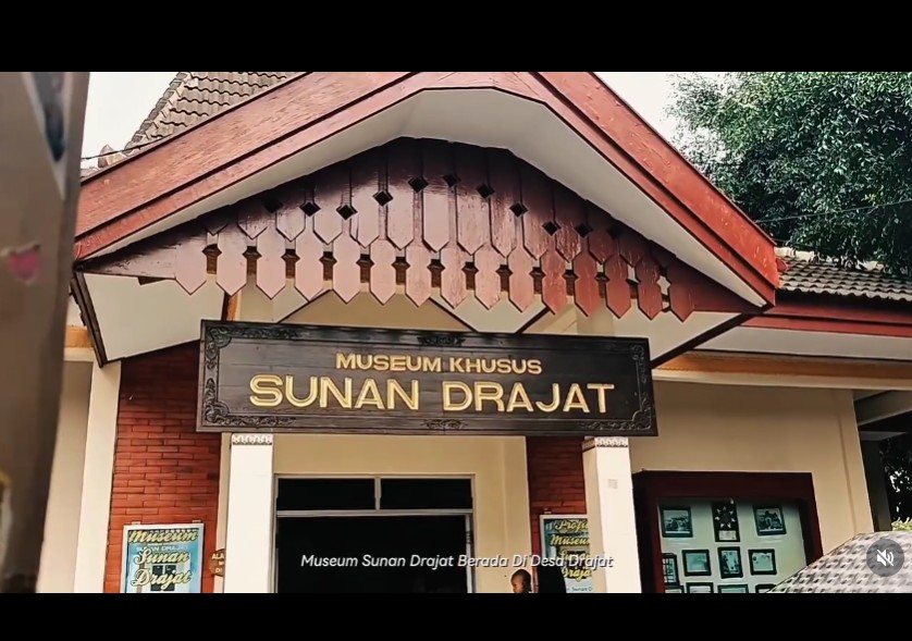 Foto: Museum Sunan Drajat, Lamongan, sejarah hadir dalam bentuk nyata: koleksi, ruang, dan cerita.