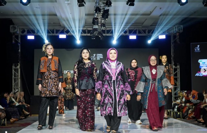Foto: HUT ke-5 Etnura