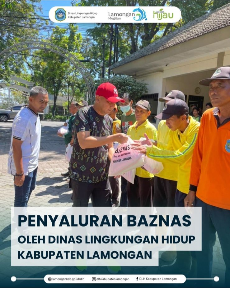 Foto: Penyaluran BAZNAS oleh Dinas Lingkungan Hidup Kabupaten Lamongan